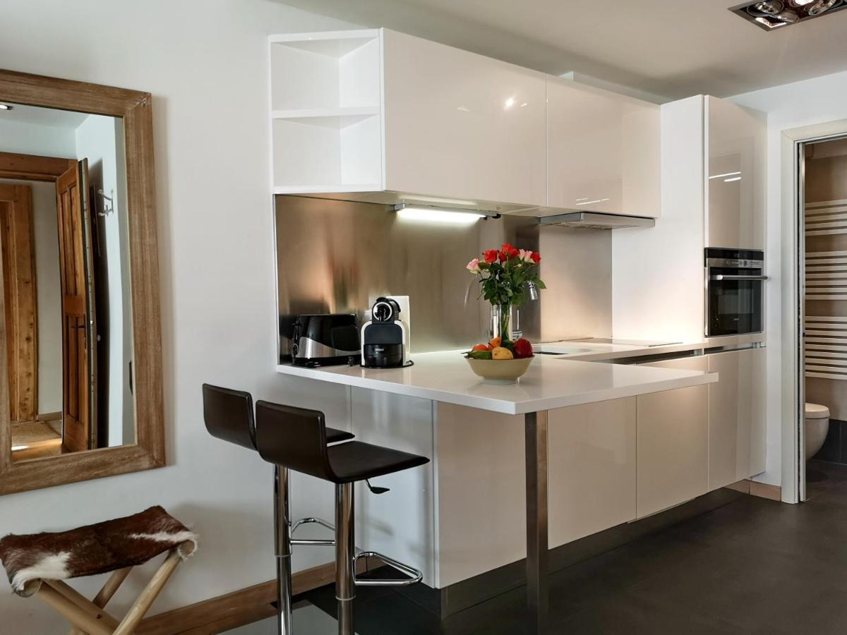 Le Cinquante Quatre Apartment Perroy Exterior photo