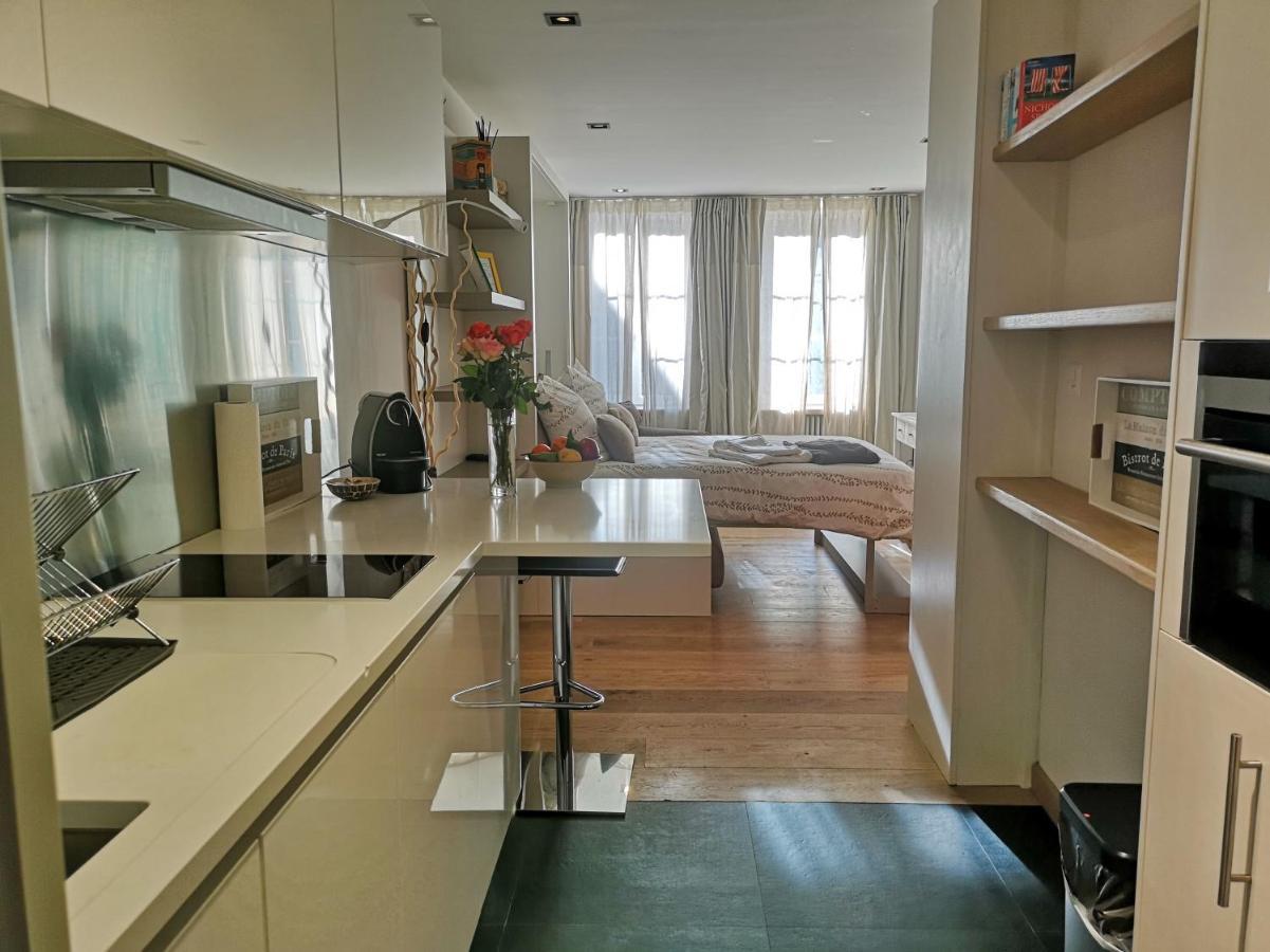 Le Cinquante Quatre Apartment Perroy Exterior photo